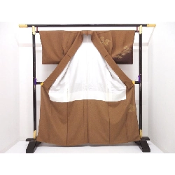 Áo dài thăm viếng với họa tiết vàng và thêu - Hàng hiệu Authentic 877577