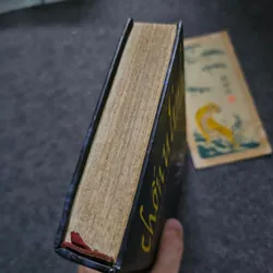 Chốn u linh - Mục lục toàn nhà văn Nobel 733932