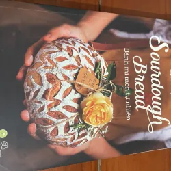 Sourdough bread Bánh mì men tự nhiên 