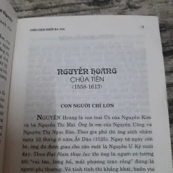 NHÀ NGUYỄN Chín Chúa Mười ba Vua- Tg Phi Long . Bản in 2003 Nxb Đà Nẵng 781265