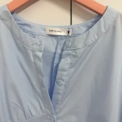 Áo sơ mi thời trang xanh dương sz M mới 99%  929903