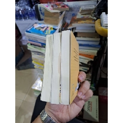 Từ điển tiếng em - một cuốn sách buồn cười - vui vẻ không quạo nha - mới 90% - Truyện teen Việt Nam - HCM0111 923349