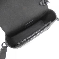 Túi đeo vai Louis Vuitton Trillon Monogram Steamer Wearable Wallet M81746 612178