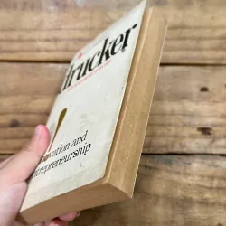 Innovation and Entrepreneurship - Peter F. Drucker 734864