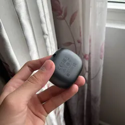 Tai nghe Bluetooth JBL Live 2 Pro đẹp keng kèm ốp cáp sạc 731612