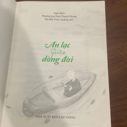 An lạc giữa dòng đời 520040
