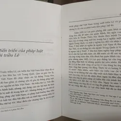 LUẬT VÀ XÃ HỘI VIỆT NAM THẾ KỶ XVII - XVIII - INSUN YU 720475