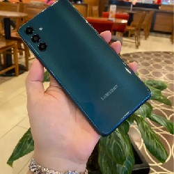 Samsung a04s còn bảo hành  23877