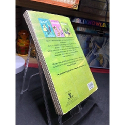 Những công chúa Prada 2009 mới 75% ố bẩn nhẹ Jasmine Oliver HPB0906 SÁCH VĂN HỌC 914789