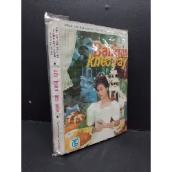 [Sách Cũ SCGR] Bạn gái khéo tay mới 60% bẩn bìa, ố vàng HCM2110 Đoàn Văn Hai, Đoàn Văn Thông, Thanh Thúy KỸ NĂNG