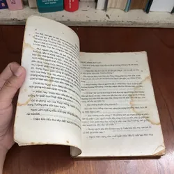 II Sách Phật Giáo: Thoát Vòng Tục Luỵ - Quảng Độ (Dịch Giả) - PL. 2521 • 1977 631392