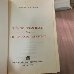 Tiền tệ, ngân hàng và thị trường tài chính, FREDERIC S. MISHKIN 640577