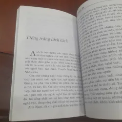 DƯỚI SẮC CỜ HÀ NỘI (bút ký văn học) 995641