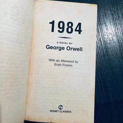 1984 - George Well (bản tiếng Anh khổ nhỏ) 453954