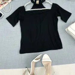 Vừa bán vừa tặng hàng thiết kế và hàng hiệu 594641