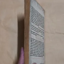 What Is Relativity? - Lev Landau; Yuri Rumer 1007181