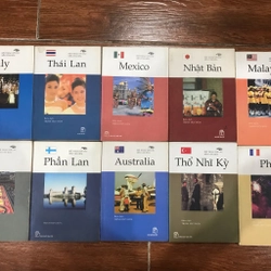 Đối thoại với các nền văn hoá có 10 cuốn (6)