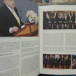 THE MANY FACES OF PEACE (NHỮNG GƯƠNG MẶT CỦA HÒA BÌNH) 751678