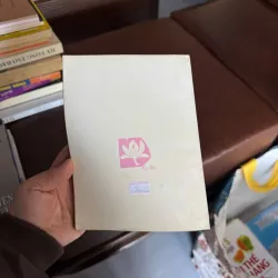 Bụi – Nhất Hạnh (NXB Lá Bối)- K5 1044816