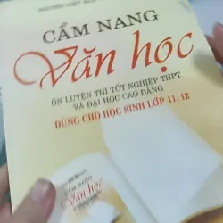 Cẩm Nang Văn Học Ôn Thi THPT Đại Học Cao Đẳng lớp 11 12 - Tạ Đức Hiền 727333