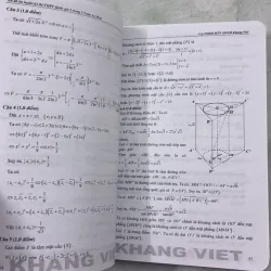 Bộ đề ôn luyện kỳ thi THPTQG Toán - Lí - Hoá 976263