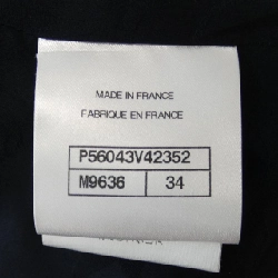 【Khuyến mãi】Áo khoác CHANEL 636867