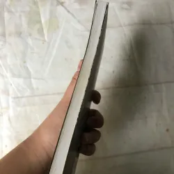 Mắt Xanh Tóc Đen - Marguerite Duras 800704