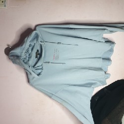 Hoodie lửng 2hand 10453