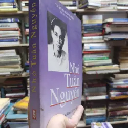 sách: Nhớ Nguyễn Tuân -  Trần Phương Trà  (A1) 571972