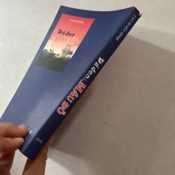 Đá đen và màu đỏ - Cao Tuyết Minh 746863