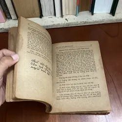 II Sách Xưa: Bút Tích Học _ Nghiên Cứu Chữ Ký Và Chữ Viết - Huỳnh Minh - 1989 576900
