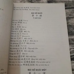 800 câu giao tiếp Hoa Việt. T giả Dương Hồng. 737873