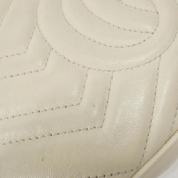 Túi đeo vai GG MARMONT 447632 DTD1T của Gucci 608536