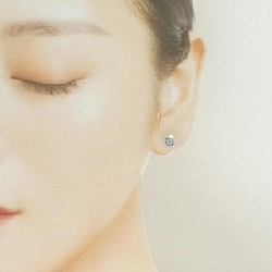 K18WG Bông tai Hoa Aquamarine 0.20CT - Hàng hiệu Chính hãng 865656