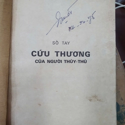SỔ TAY CỨU THƯƠNG CỦA NGƯỜI THỦY-THỦ 474054