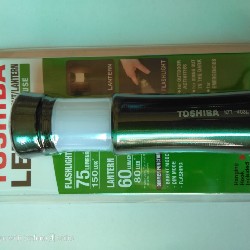 đèn pin Toshiba 16555