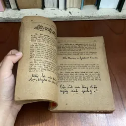 II Sách Xưa: Bút Tích Học _ Nghiên Cứu Chữ Ký Và Chữ Viết - Huỳnh Minh - 1989 576900