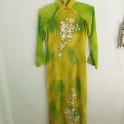Pass 12 áo dài cá nhân em vừa bán vừa cho ạ. 713169