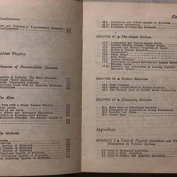 HANDBOOK OF PHYSICS - B. Yavorsky & A. Detlaf - Mir Publishers Moscow, 1977 442688