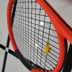 Vợt tennis wilson like new 99% 20761