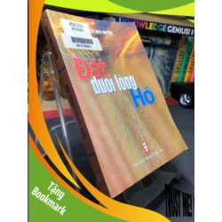(TẶNG BOOKMARK) Đất dưới lòng hồ 2007 mới 80% bẩn nhẹ Nguyễn Hữu Duyên RBK0906 SÁCH VĂN HỌC