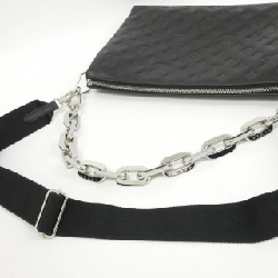 Túi đeo vai Louis Vuitton Coussin MM M23057 608820