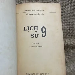 Sách giáo khoa xưa - lịch sử 9 748145