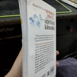 Binh Pháp Tôn Tử & Nghệ Thuật Kiếm Tiền" của tác giả Michael M. K. Cheung. 695779