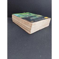 Harry Potter và chiếc cốc lửa mởi 60% bẩn bìa, ố, có chữ viết trang đầu, bung gáy nhẹ 2002 HCM1712 J.K. Rowling VĂN HỌC 355133