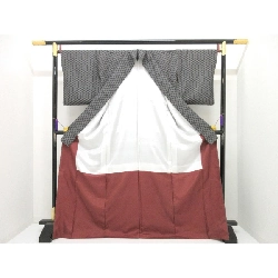 Áo nhỏ kích thước L - Hàng hiệu Authentic 877785