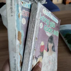 sách "Sóng gió cuộc đời" của ca sĩ Tuyết Trinh 997128