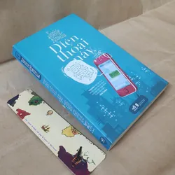 Tiểu thuyết ĐIỆN THOẠI NÀY, DÙNG CHUNG NHÉ (Sophia Kinsella)