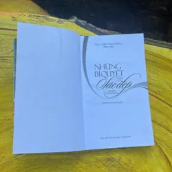 COMBO YOGA DÀNH CHO PHỤ NỮ - NHỮNG BÍ QUYẾT CỦA SẮC ĐẸP- ĐỂ TRỞ THÀNH NGƯỜI ĐÀN BÀ TUYỆT V 737992