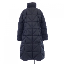 Áo khoác lông vũ MONCLER 643783